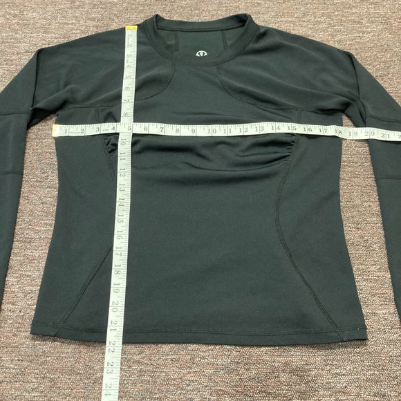 Lululemon Women's Size 8 Shirt Long Sleeve Nylon Blend Logo Black - Picture 6 of 7